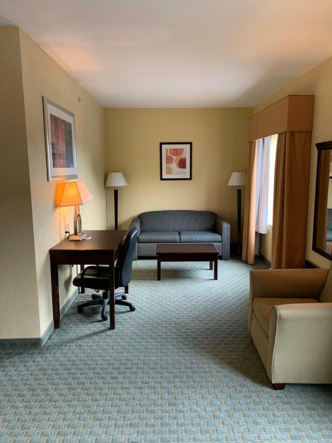 Ambassador Inn & Suites Тъскалуса Екстериор снимка
